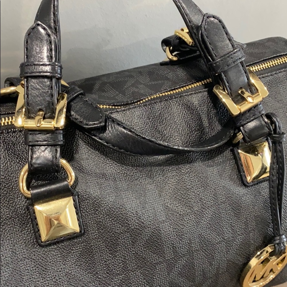 Michael Kors purse and wallet set - Picture 4 of 14
